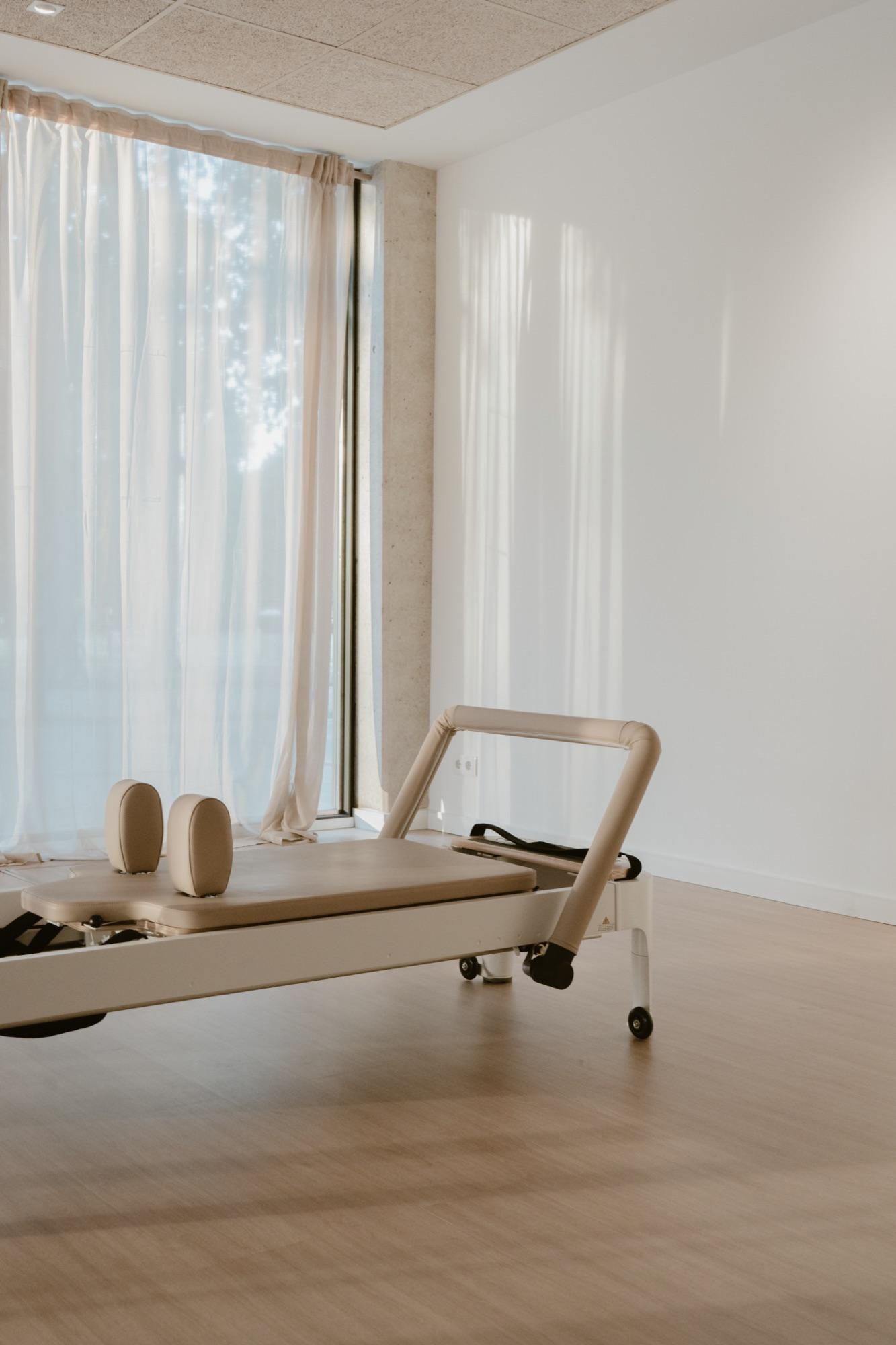 Máquina reformer en el estudio de pilates Grace Studio