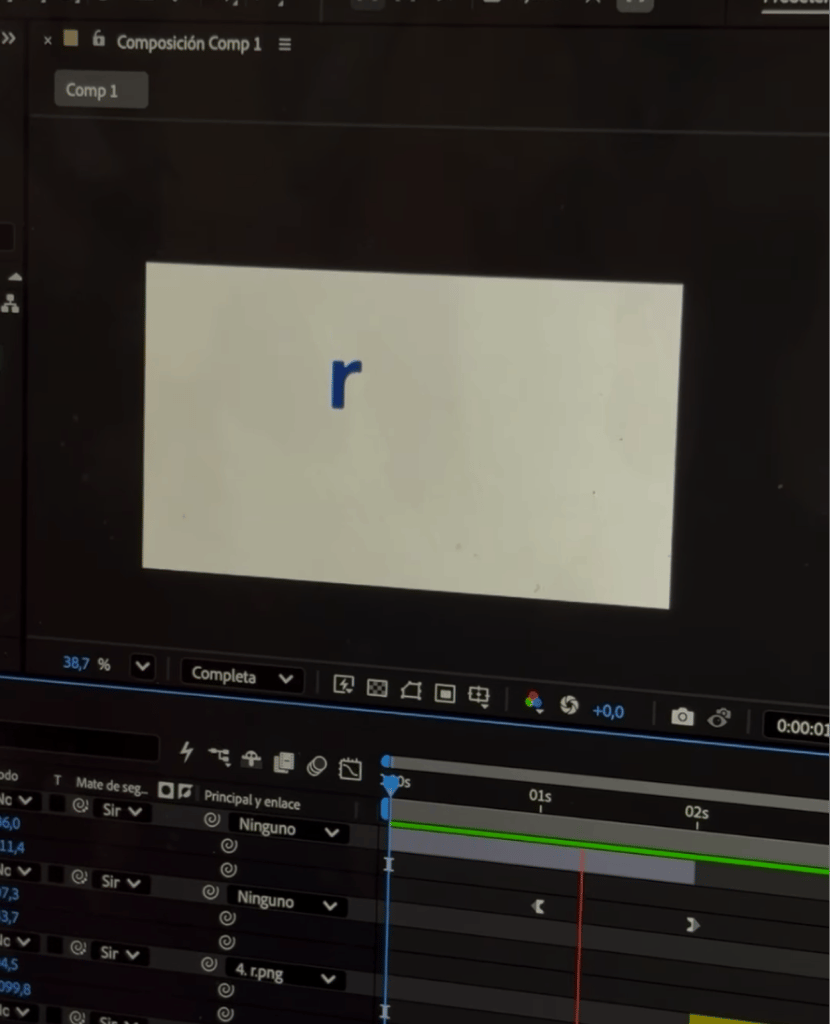 Edición de vídeo con el logotipo de RAW